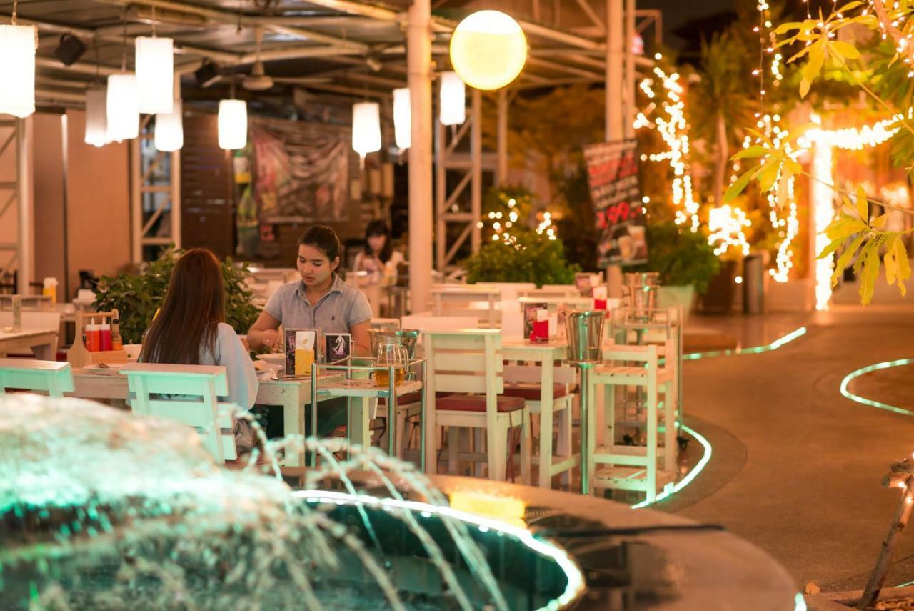 Vabua Asotel Bangkok Exterior photo